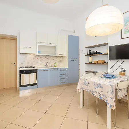 311 - Casa Claudia A San Terenzo, 10 Minuti A Piedi Dalla Apartamento