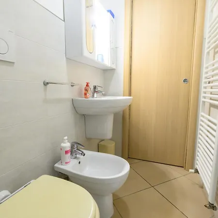 311 - Casa Claudia A San Terenzo, 10 Minuti A Piedi Dalla Lejlighed