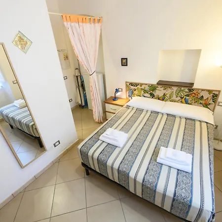 311 - Casa Claudia A San Terenzo, 10 Minuti A Piedi Dalla Lejlighed
